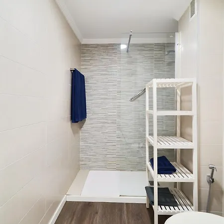 Paradiso Apartment *