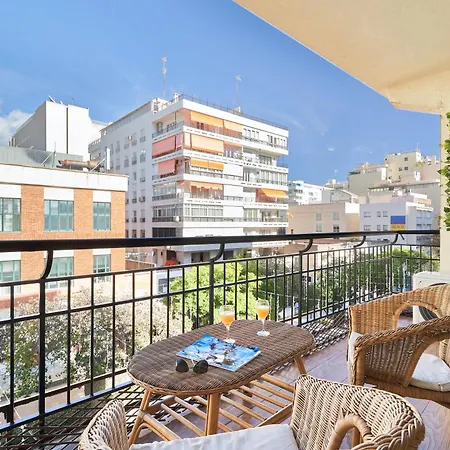 Paradiso Apartment *